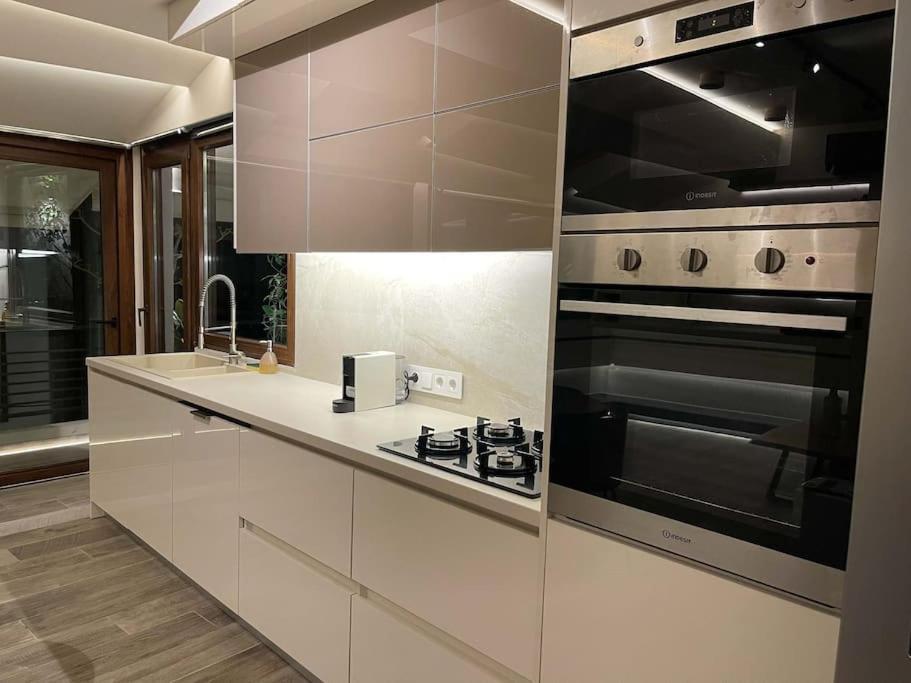 Acropolis Lux Apartment Athen Eksteriør bilde
